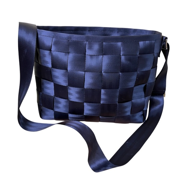 Harveys Handbags - Harveys Seatbelt Bag